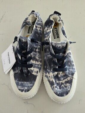 Tretorn Rawiya Tie-Dye Canvas Slip-On Sneakers Size 8 NWT
